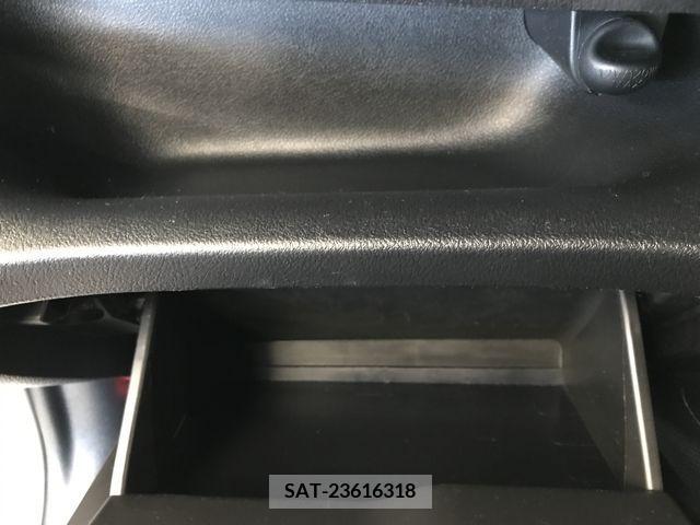 Toyota SIENTA 2017-12 330473-23