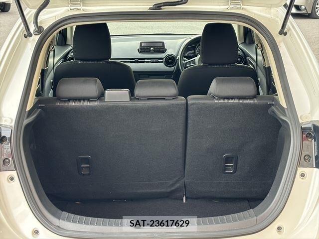 Mazda DEMIO 2017-03 377360-12