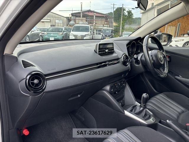 Mazda DEMIO 2017-03 377360-20