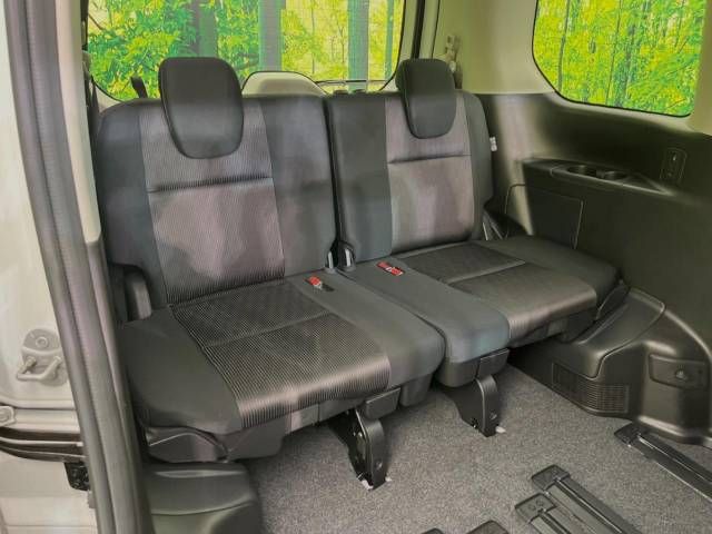 Nissan SERENA 2019-03 14995-11