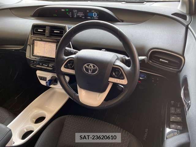 Toyota PRIUS 2017-11 282217-8