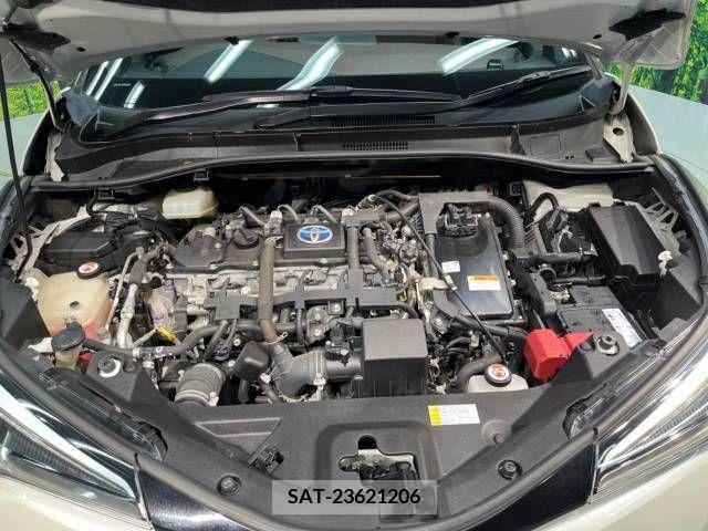 Toyota C-HR 2017-05 357792-18