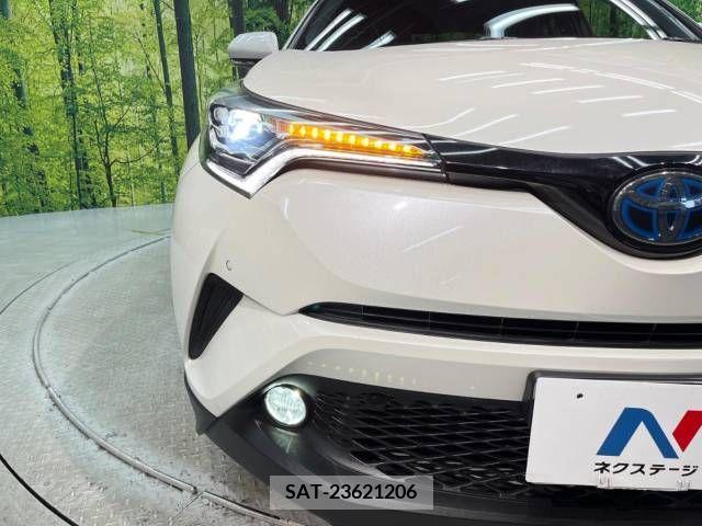 Toyota C-HR 2017-05 357792-12