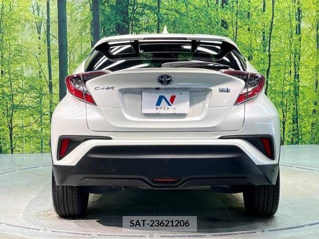 Toyota C-HR 2017-05 357792-15