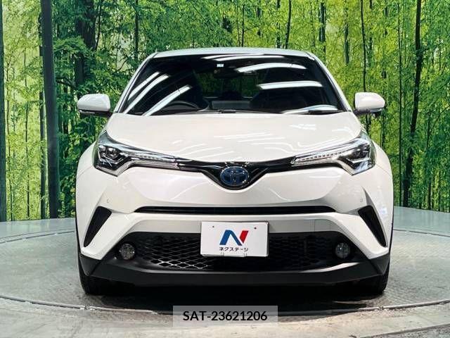 Toyota C-HR 2017-05 357792-14