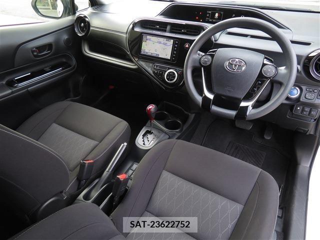Toyota AQUA 2019-07 261145-4