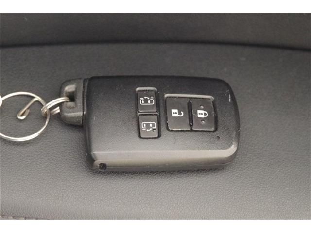 Toyota VELLFIRE 2017-03 27199-16