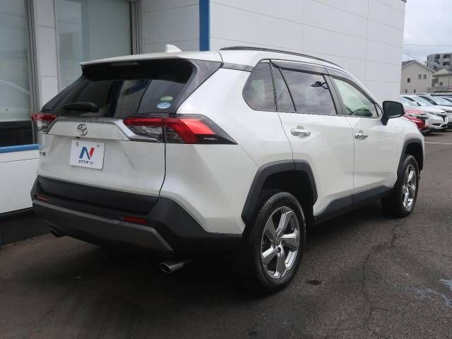 Toyota RAV4 2020-04 190646-17