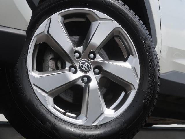 Toyota RAV4 2020-04 190646-13