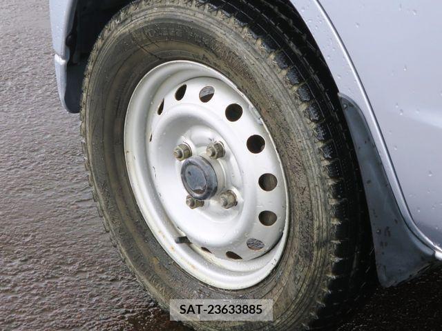 Mitsubishi MINICAB VAN 2006-02 352857-18