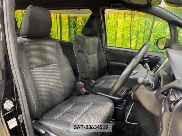 Toyota VOXY 2020-01 394944-8