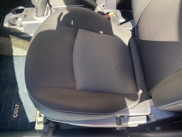 Mitsubishi COLT 2011-04 6721-23