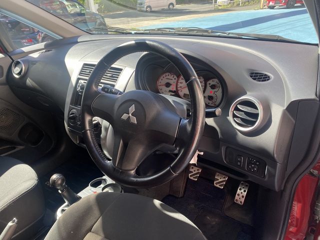 Mitsubishi COLT 2011-04 6721-13