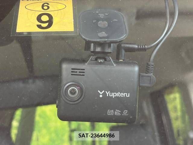 Honda N BOX CUSTOM 2015-09 329275-4