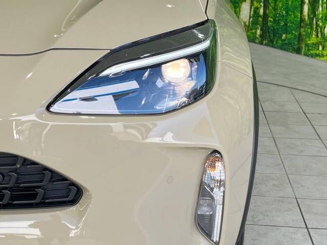 Toyota YARIS CROSS 2023-03 185576-12