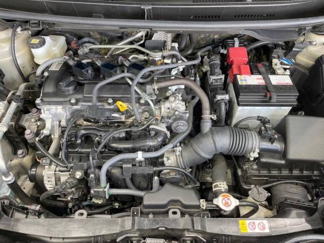 Toyota YARIS CROSS 2023-03 185576-19