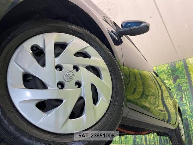 Toyota AQUA 2017-09 291796-13