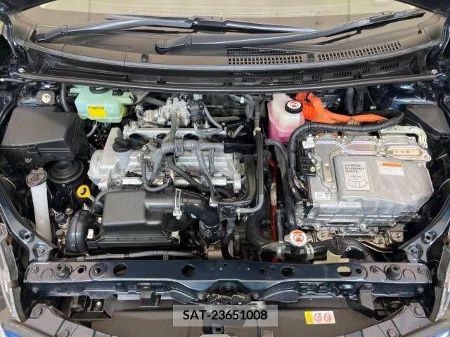 Toyota AQUA 2017-09 291796-18
