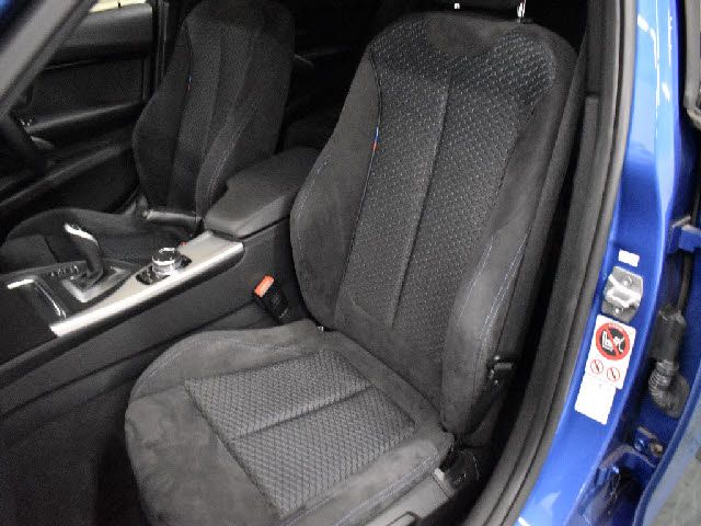 Bmw 3 SERIES 2016-03 10441-23