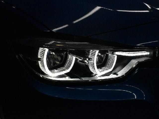 Bmw 3 SERIES 2016-03 10441-4