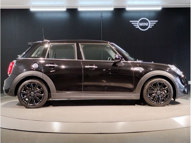 Bmw MINI 2020-11 23095-5