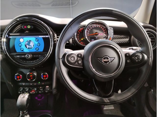 Bmw MINI 2020-11 23095-18
