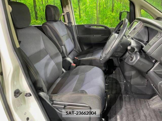 Nissan SERENA 2009-06 367640-8