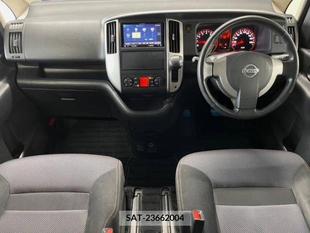 Nissan SERENA 2009-06 367640-1