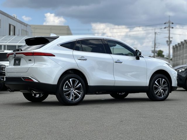 Toyota HARRIER HYBRID 2023-09 24993-27
