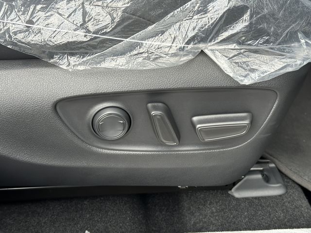 Toyota HARRIER HYBRID 2023-09 24993-14