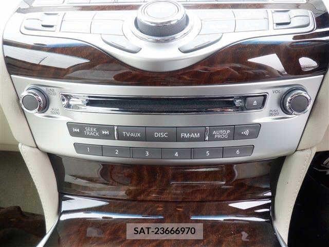 Nissan FUGA 2010-01 244902-4