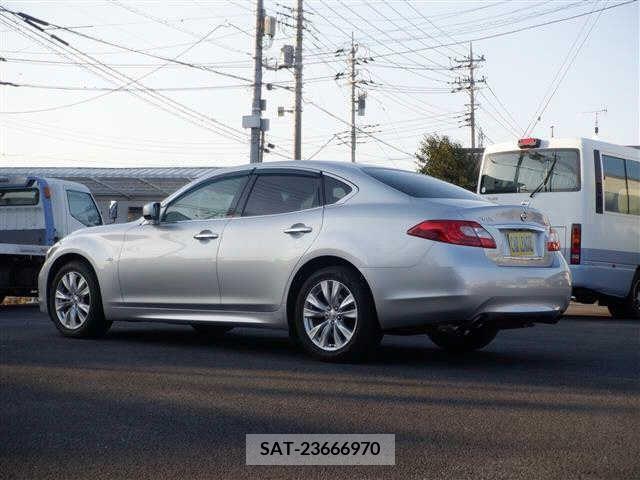 Nissan FUGA 2010-01 244902-2