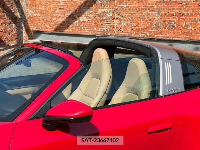 Porsche 911 2022-01 214379-18