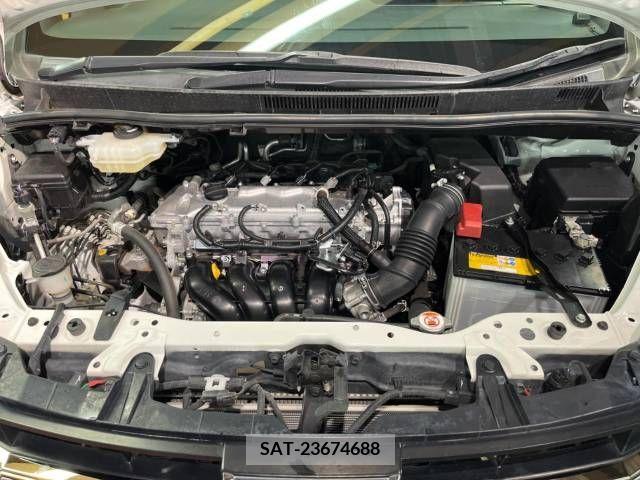 Toyota NOAH 2018-03 321543-18