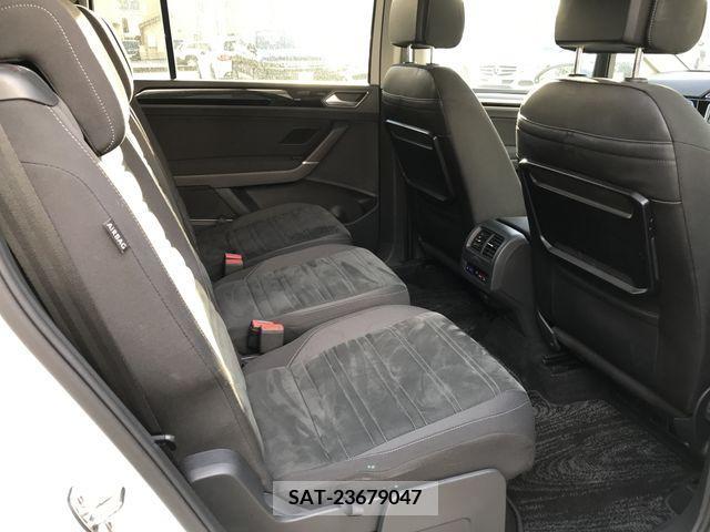 VolksWagen GOLF TOURAN 2017-02 204851-10