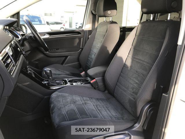 VolksWagen GOLF TOURAN 2017-02 204851-13