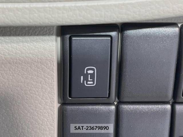 Suzuki SPACIA 2017-06 377947-4