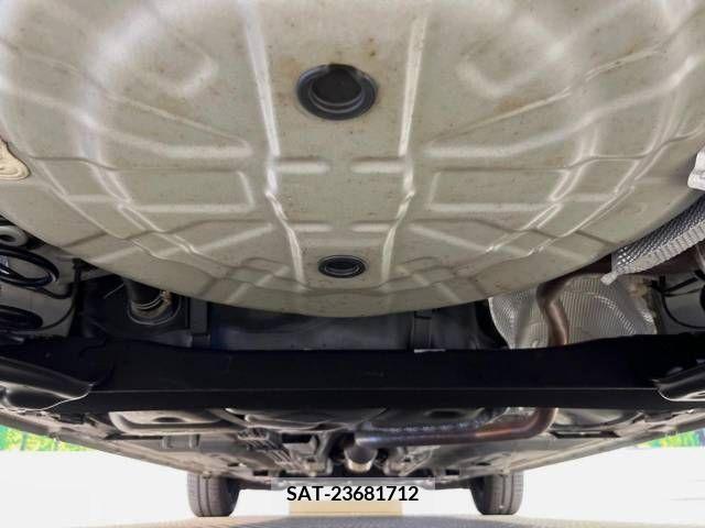 Nissan NOTE 2014-07 381330-19