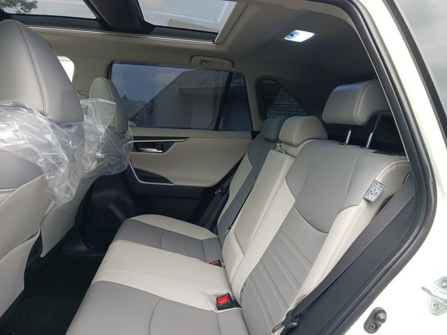 Toyota RAV4 2019-09 9197-26