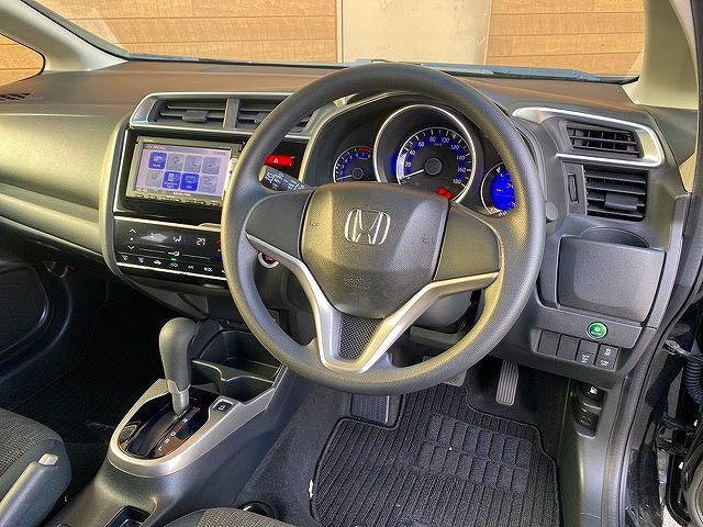 Honda FIT 2015-01 182865-4