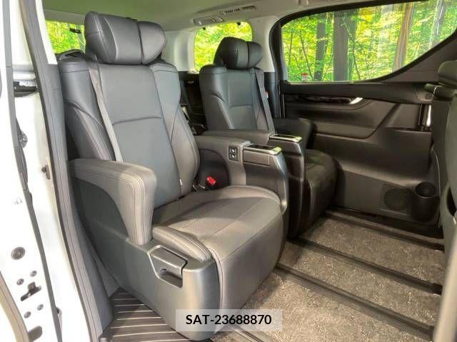 Toyota ALPHARD 2023-02 379167-10