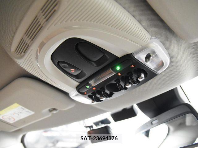 Bmw MINI 2022-09 239880-10