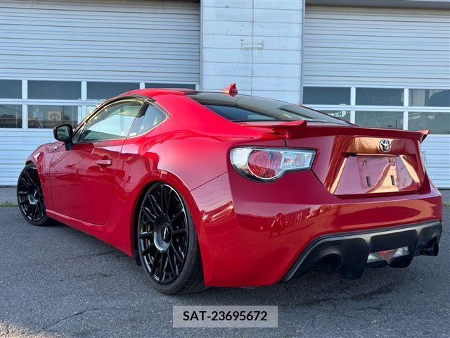 Toyota 86 2012-07 330245-6