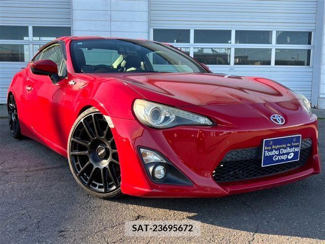 Toyota 86 2012-07 330245-2