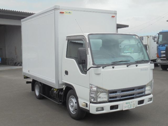 Mazda TITAN 2010-03 6451-6
