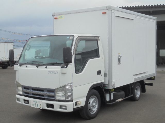 Mazda TITAN 2010-03 6451-0