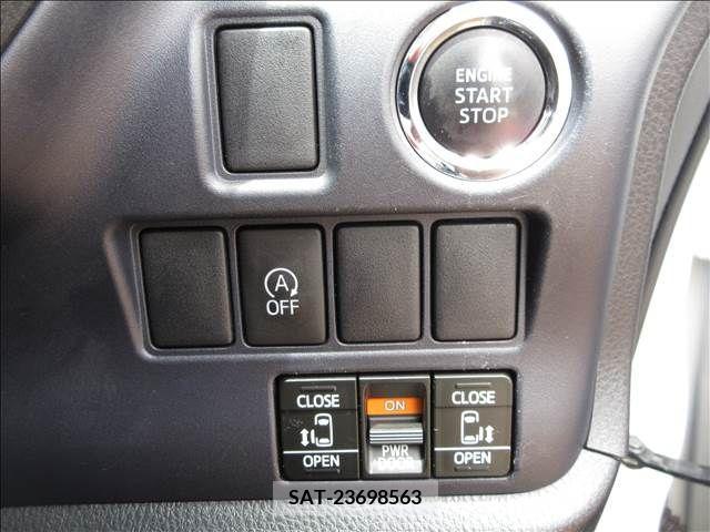Toyota NOAH 2014-10 321405-15