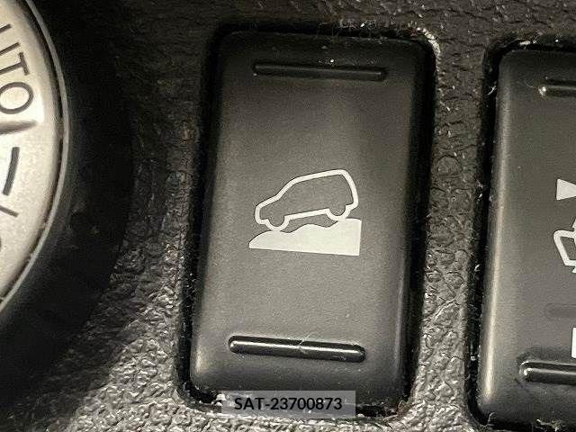 Nissan X-TRAIL 2013-03 314757-12