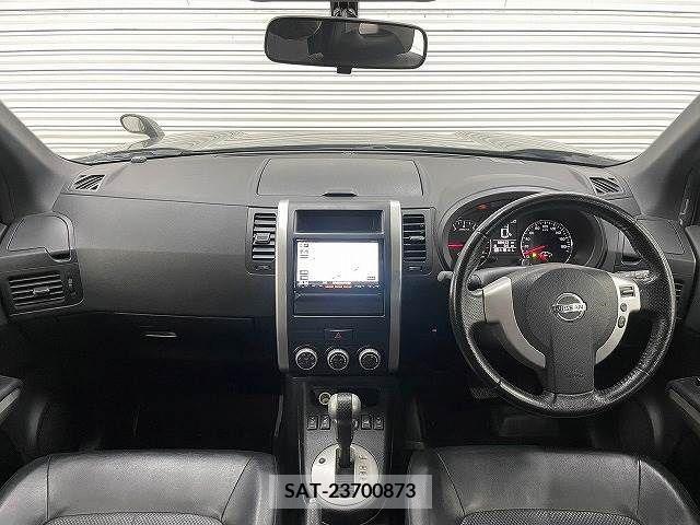 Nissan X-TRAIL 2013-03 314757-1