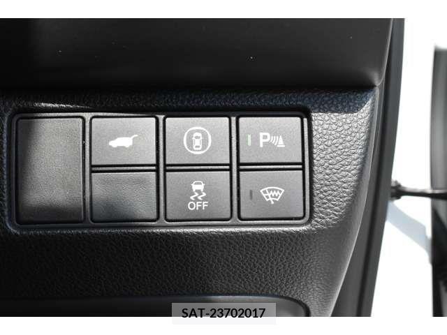 Honda VEZEL 2022-08 336814-11